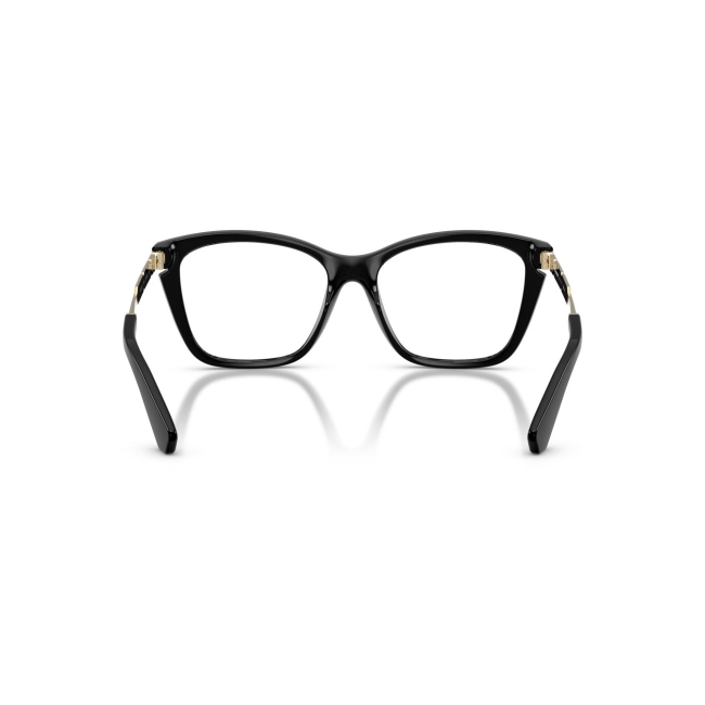 Burberry BE 2427U col. 3001 è una montatura da vista da donna in acetato nero lucido, dalla forma cat eye e calibro 54.