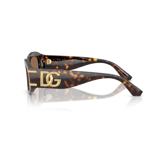 Dolce & Gabbana DG 4502 col. 502/73 è un occhiale da sole da donna in acetato marrone tartarugato, dalla forma ovale e calibro 55.