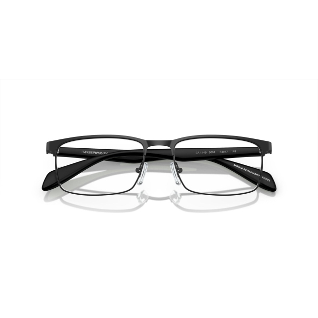 Emporio Armani EA 1149 col. 3001 è una montatura da vista da uomo in metallo nero satinato, dalla forma rettangolare e calibro 56.