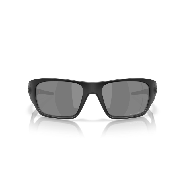 Oakley OO 9486 MASSETER col. 06 è un occhiale da sole in acetato nero satinato e calibro 60.
