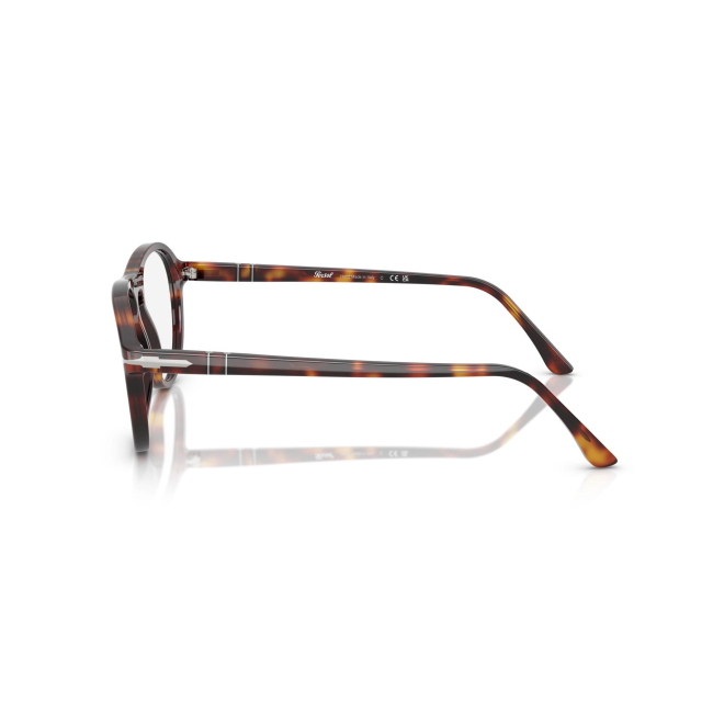 Persol PO 3371V LYNN col. 24 è una montatura da vista da donna in acetato marrone tartarugato, dalla forma pilot e calibro 53.