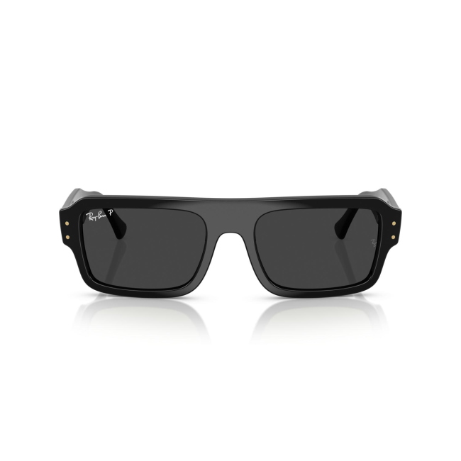 Ray-Ban RB 4454 LUKAS col. 6677/48 è un occhiale da sole in acetato nero lucido e calibro 56.