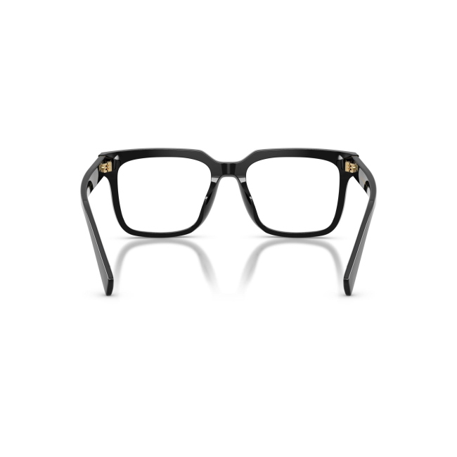 Dolce & Gabbana DG 3422 col. 501 è una montatura da vista da uomo in acetato nero lucido, dalla forma squadrata e calibro 53.
