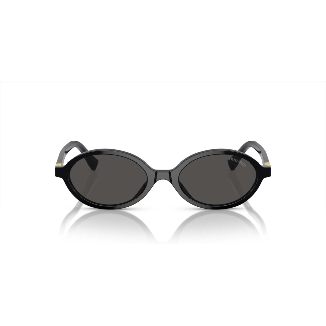 Miu Miu SMU 04Z col. 1AB-5S0 è un occhiale da sole da donna in acetato nero lucido, dalla forma ovale e calibro 50.