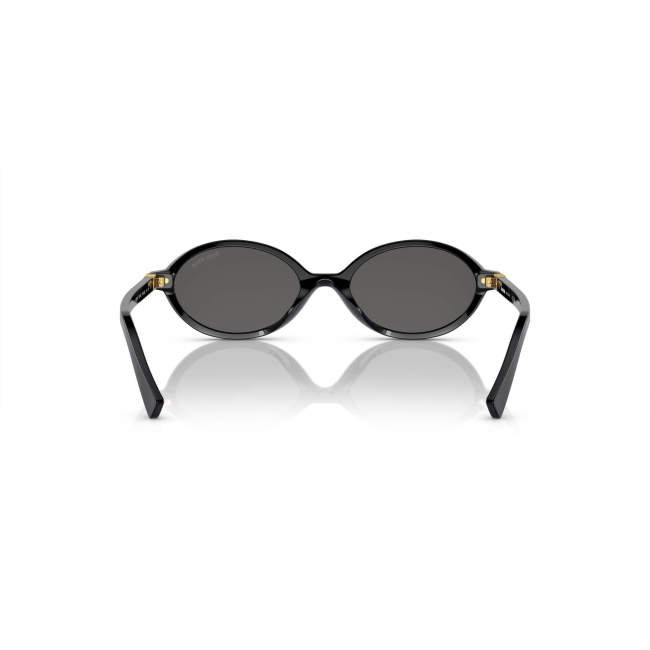 Miu Miu SMU 04Z col. 1AB-5S0 è un occhiale da sole da donna in acetato nero lucido, dalla forma ovale e calibro 50.