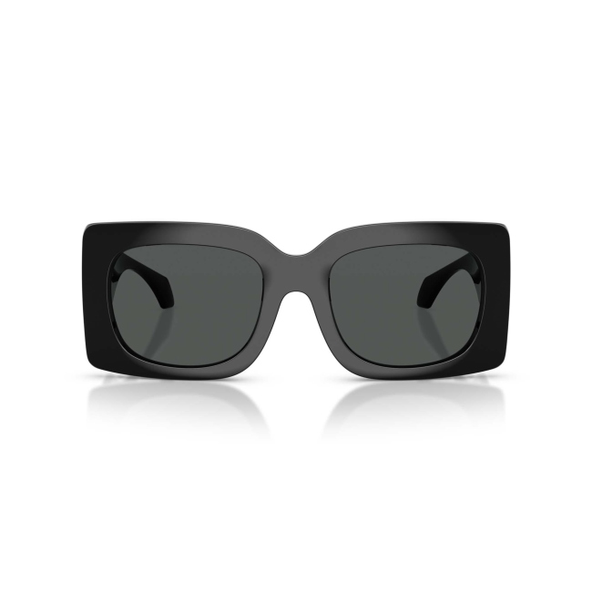 Versace VE 4496U col. GB1/87 è un occhiale da sole da donna in acetato nero lucido, dalla forma squadrata e calibro 54.