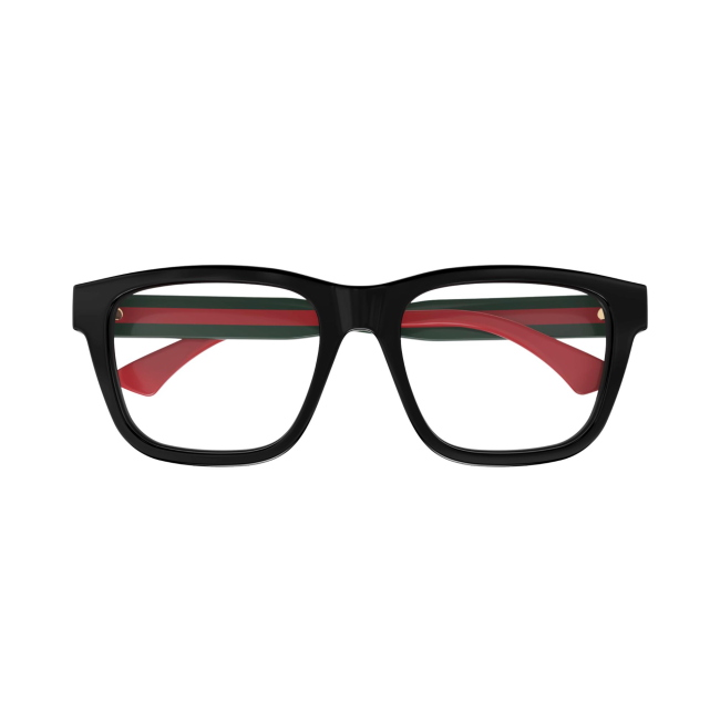 Gucci GG 1870 O col. 001 è una montatura da vista da uomo in acetato nero lucido e calibro 53.