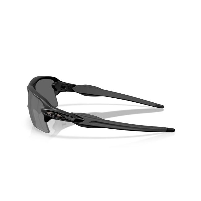 Oakley OO 9488 FLAK 2.0 XXL col. 06 è un occhiale da sole in acetato nero satinato e calibro 63.