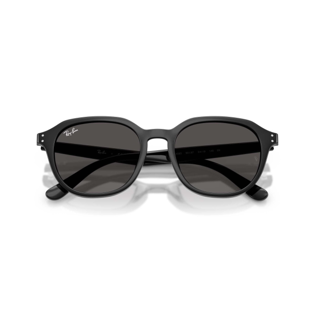 Ray-Ban RB 4459D col. 901/87 è un occhiale da sole in acetato nero lucido e calibro 54.