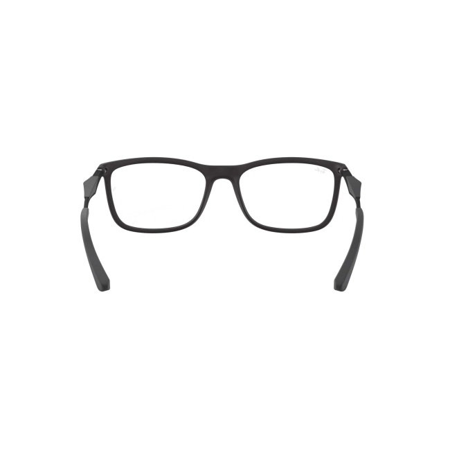 Ray-Ban RB 7029 col. 2077 è una montatura da vista in acetato nero satinato e calibro 53.