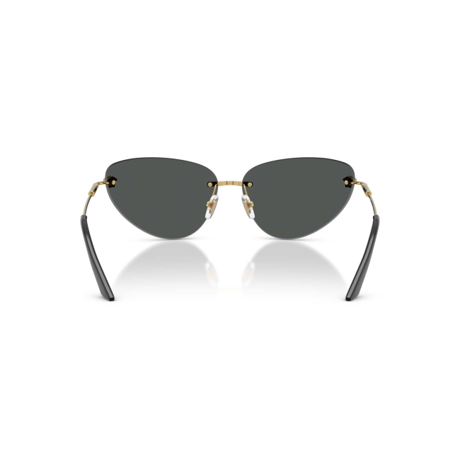 Versace VE 2281 col. 1002/87 è un occhiale da sole in metallo oro e calibro 64.