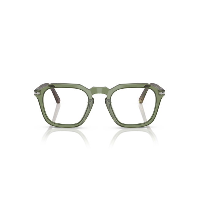 Persol PO 3292V col. 1226 è una montatura da vista da donna in acetato verde trasparente, dalla forma squadrata e calibro 50.