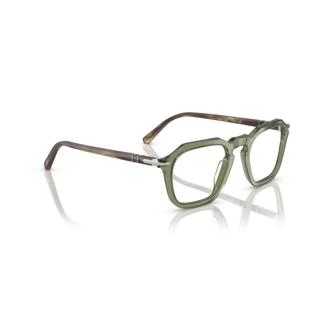 Persol PO 3292V col. 1226 è una montatura da vista da donna in acetato verde trasparente, dalla forma squadrata e calibro 50.