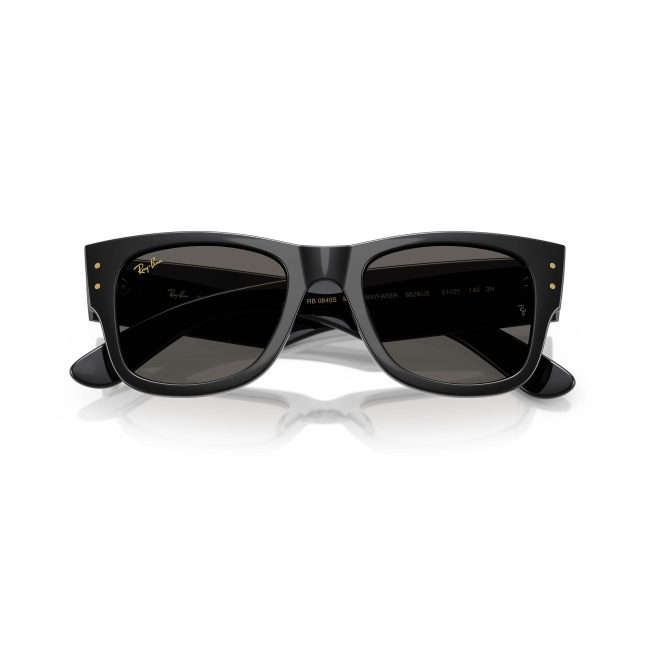 Ray-Ban RB 0840S MEGA WAYFARER X A$AP ROCKY Col.6826/J5 Cal.51: occhiale da sole, calibro 51, colore 6826/J5. Materiale/finitura celluloide nero lucido, colore principale nero, lenti nero.