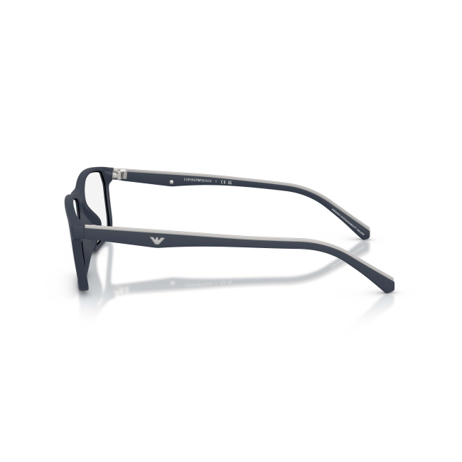 Emporio Armani EA 3266U col. 5088 è una montatura da vista da uomo in acetato blu satinato, dalla forma pillow e calibro 56.