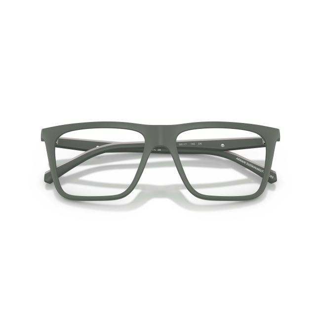 Emporio Armani EA 4258 col. 6312/1W propone un montatura da vista dalla forma Squadrata in acetato VERDE SATINATO, calibro 54. Le proporzioni mantengono un equilibrio pulito e contemporaneo.