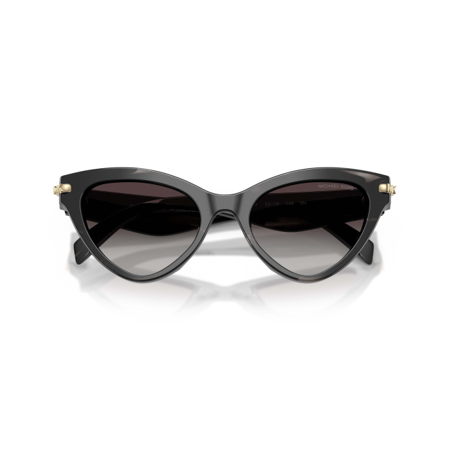 MICHAEL KORS MK 2259U ROANOKE col. 40348G è un occhiale da sole da donna in acetato corno nero, dalla forma cat eye e calibro 52.