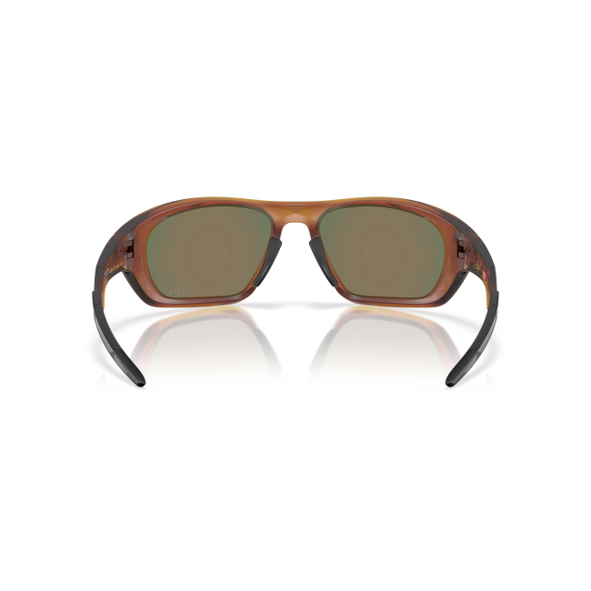 Oakley OO 9431 LATERALIS X KYLIAN MBAPPE' Col.16 Cal.60: occhiale da sole, calibro 60, colore 16. Materiale/finitura celluloide ambra scuro satinato, colore principale rosso, lenti prizm ruby.
