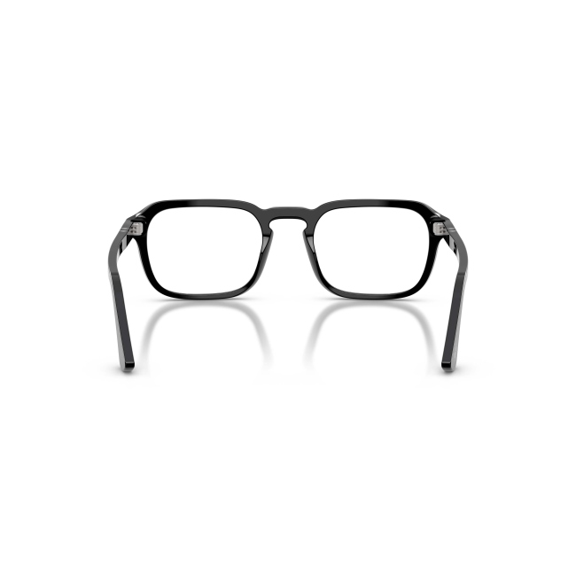 Persol PO 3390V Col.95 Cal.54: occhiale da vista, calibro 54, colore 95. Materiale/finitura celluloide nero lucido, colore principale nero.