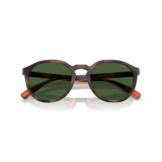 Polo Ralph Lauren PH 4232U col. 5974/71 è un occhiale da sole in acetato marrone tartarugato satinato e calibro 53.