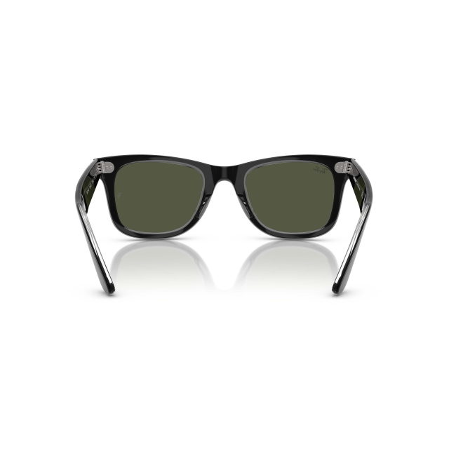 Ray-Ban RB 2140 WAYFARER col. 1294/31 Ã¨ un occhiale da sole in acetato NERO LUCIDO SU TRASPARENTE con lenti GRIGIO VERDE G15, calibro 50. Un modello dal carattere definito e facile da riconoscere.