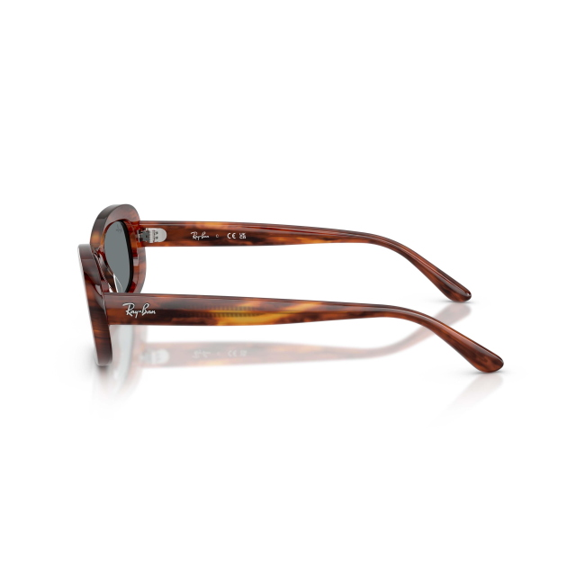 Ray-Ban RB 2221 Col.954/62 Cal.56: occhiale da sole, calibro 56, colore 954/62. Materiale/finitura celluloide marrone tartarugato striato, colore principale marroni, lenti blu.