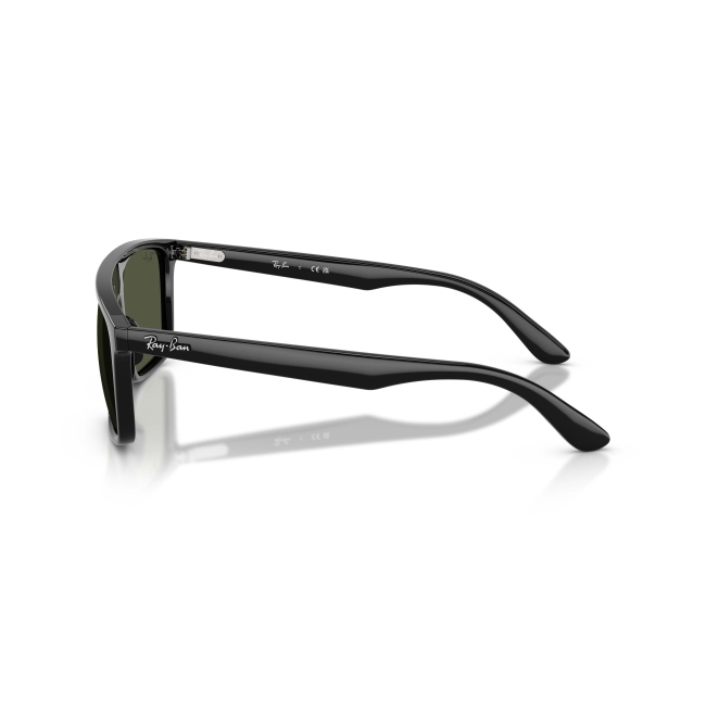 Ray-Ban RB 2222 col. 901/31 è un occhiale da sole in acetato nero lucido e calibro 57.