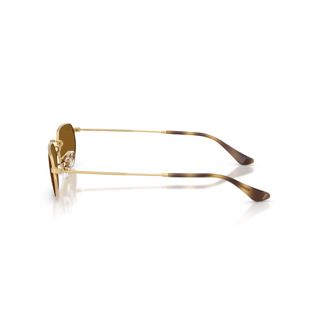 Ray-Ban RB 3947 col. 001/33 è un occhiale da sole in metallo oro e calibro 57.