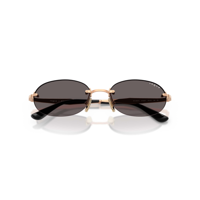Vogue VO 4342S col. 5152/87 è un occhiale da sole in metallo oro rosa e calibro 55.