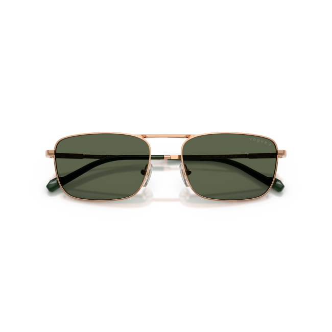Vogue VO 4346S col. 5152/9A è un occhiale da sole in metallo oro rosa e calibro 56.