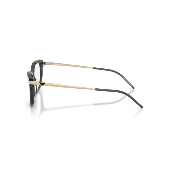 Emporio Armani EA 3262 col. 6262 è una montatura da vista da donna in acetato opare nero lucido, dalla forma cat eye e calibro 54.