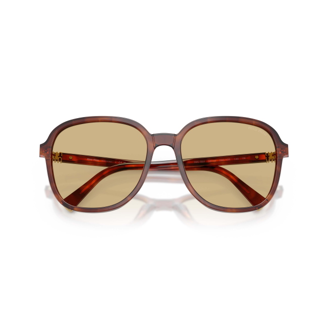 Miu Miu SMU B01 Col.26E-10R Cal.58: occhiale da sole, calibro 58, colore 26E-10R. Materiale/finitura celluloide marrone tabacco striato, colore principale marroni, lenti giallo.