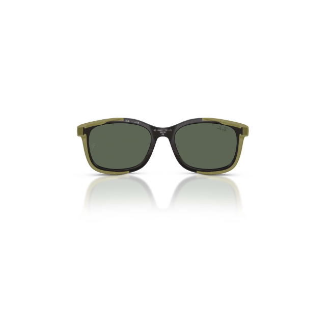 Ray-Ban Junior RY 1644C CLIP-ON Col.7511/71 Cal.46: occhiale da vista, calibro 46, colore 7511/71. Materiale/finitura celluloide grigio su verde gommato, colore principale grigio.