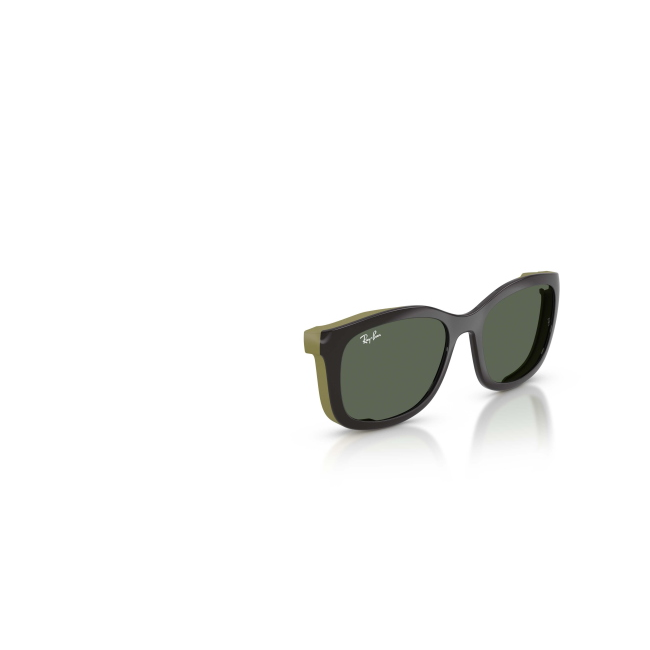 Ray-Ban Junior RY 1644C CLIP-ON Col.7511/71 Cal.46: occhiale da vista, calibro 46, colore 7511/71. Materiale/finitura celluloide grigio su verde gommato, colore principale grigio.