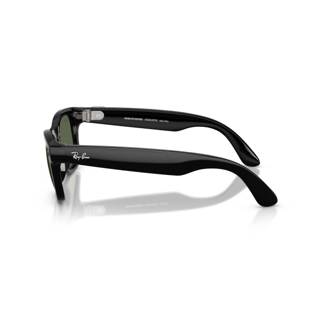 Ray-ban Meta Gen 2 RW 4012 WAYFARER col. 601/71 è un occhiale da sole in acetato nero lucido e calibro 53.