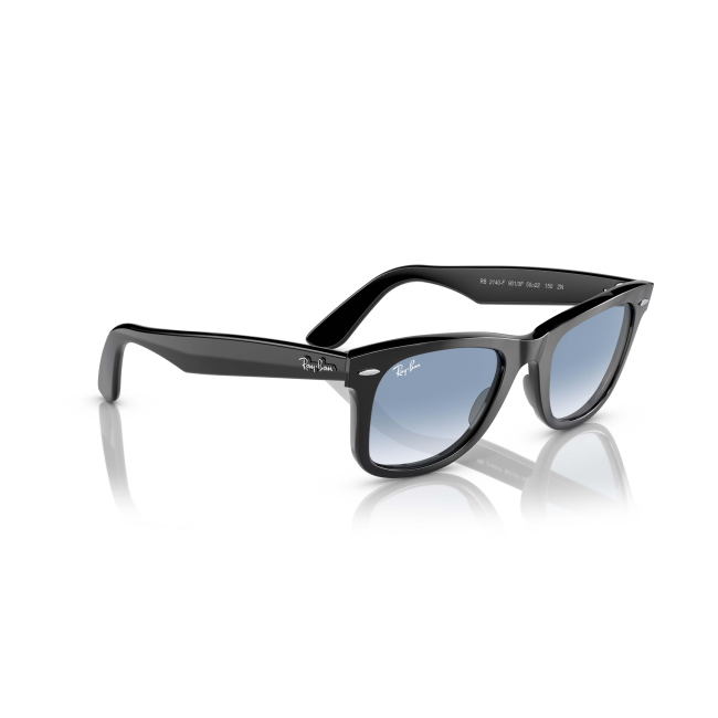 Ray-Ban 2140F SOLE Col.901/3F Cal.52: occhiale da sole, calibro 52, colore 901/3F. Materiale/finitura celluloide nero lucido, colore principale nero, lenti azzurre sfumate.