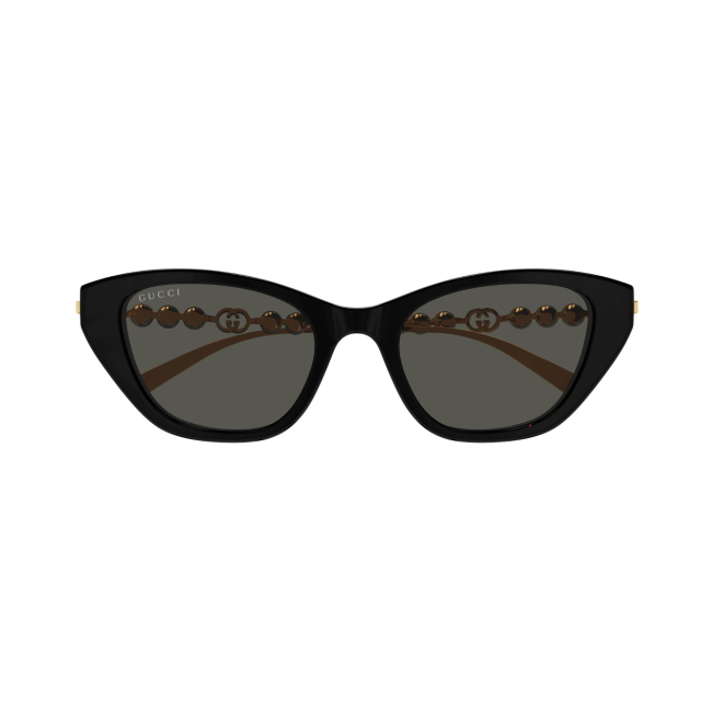 Gucci GG 1968 S col. 001 è un occhiale da sole da donna in acetato nero e aste metallo oro e calibro 50.
