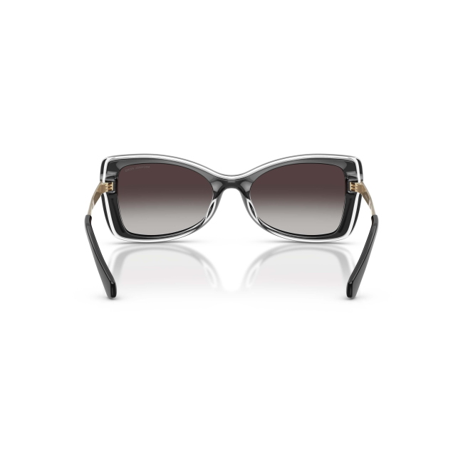 MICHAEL KORS MK 2272U MALAGA col. 30058G è un occhiale da sole in acetato nero lucido e calibro 53.