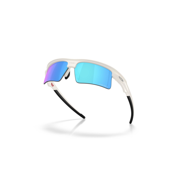 Oakley OO 9534 BISPHAERA SPEED col. 04 è un occhiale da sole in acetato bianco satinato e calibro 68.
