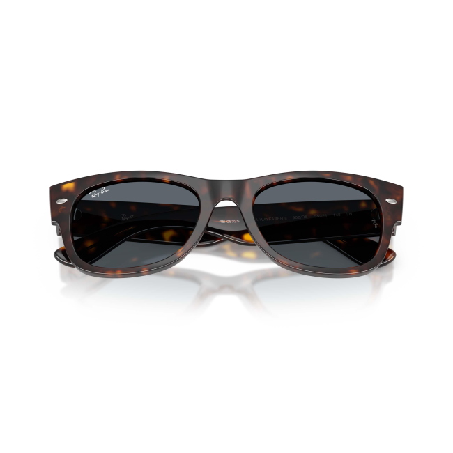 Ray-Ban RB 0832S MEGA WAYFARER II Col.902/R5 Cal.55: occhiale da sole, calibro 55, colore 902/R5. Materiale/finitura celluloide marrone tartarugato, colore principale marroni, lenti blu.