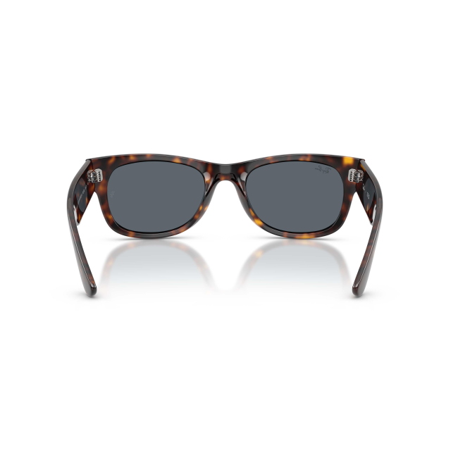 Ray-Ban RB 0832S MEGA WAYFARER II Col.902/R5 Cal.55: occhiale da sole, calibro 55, colore 902/R5. Materiale/finitura celluloide marrone tartarugato, colore principale marroni, lenti blu.