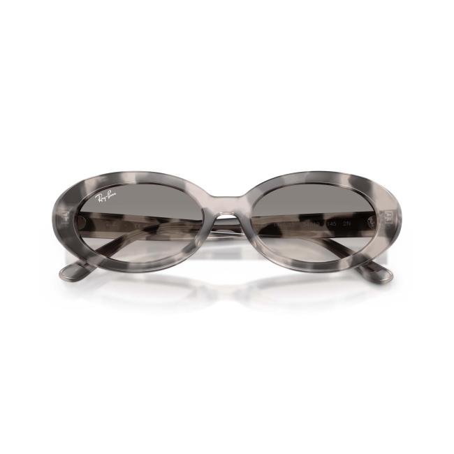 Ray-Ban RB 2223 col. 1448/32 Ã¨ un occhiale da sole in acetato GRIGIO TARTARUGATO con lenti GRIGIE SFUMATE, calibro 54. La descrizione mantiene solo caratteristiche specifiche della variante e del modello.