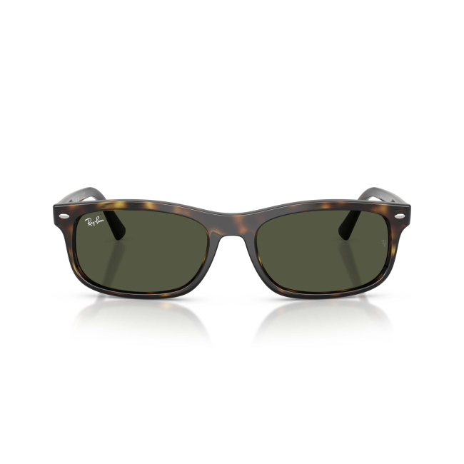 Ray-Ban RB 2224 col. 710/31 è un occhiale da sole in acetato marrone tartarugato e calibro 57.