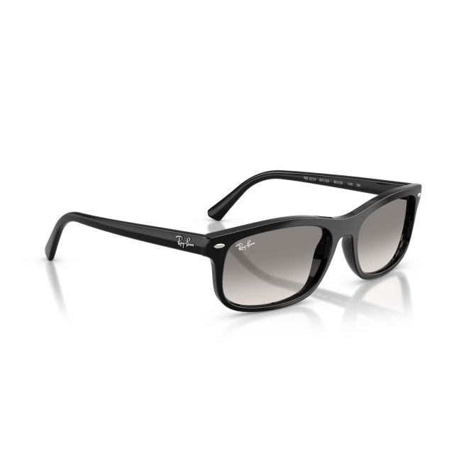 Ray-Ban RB 2224 col. 901/32 è un occhiale da sole in acetato nero lucido e calibro 57.