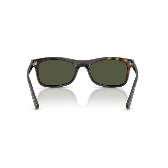Ray-Ban RB 2226 col. 710/31 è un occhiale da sole in acetato marrone tartarugato e calibro 54.