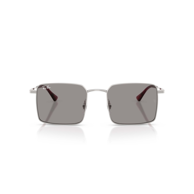 Ray-Ban RB 3782 col. 003/1: occhiale da sole in METALLO ARGENTO con lenti GRIGIO, calibro 53. Una variante curata nei dettagli e nelle proporzioni.