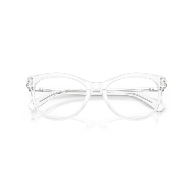 Swarovski SK 2064 col. 1027 propone un montatura da vista dalla forma Rotonda in acetato TRASPARENTE, calibro 51. Le proporzioni mantengono un equilibrio pulito e contemporaneo.
