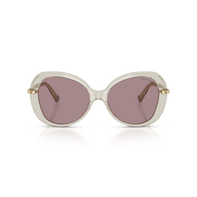 Swarovski SK 6059 col. 3003/LA è un occhiale da sole da donna in acetato beige trasparente, dalla forma farfalla e calibro 55.