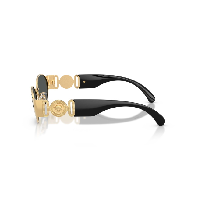 Versace VE 2299 col. 1002/87 è un occhiale da sole da uomo in metallo oro, dalla forma ovale e calibro 56.