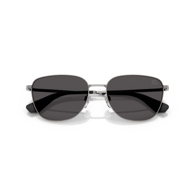 Burberry BE 3171 col. 1003/87 è un occhiale da sole in metallo canna di fucile grigio e calibro 57.